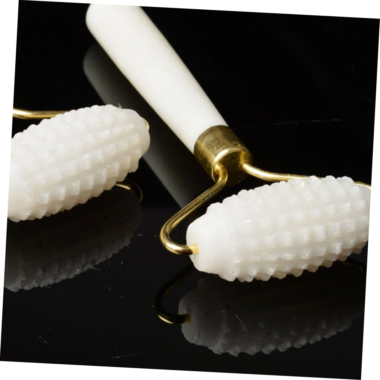 Portable Jade Facial Massage Roller Set for a Relaxing At-Home Skincare Routine